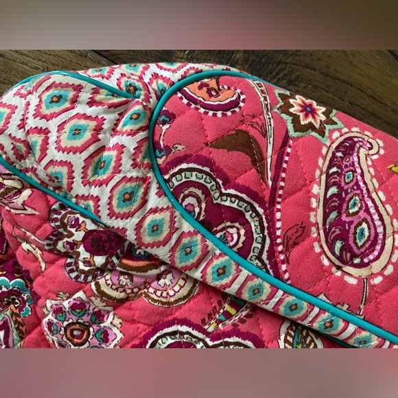 VERA BRADLEY large clutch purse 👛 front pockets 💕 - Picture 5 of 6